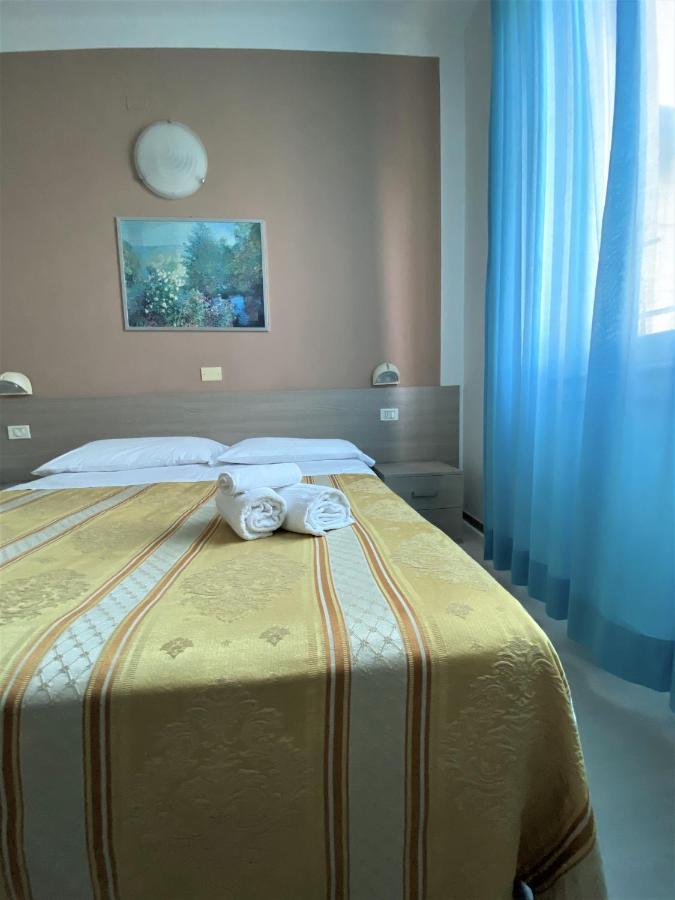Hotel New Primula ริมินี ภายนอก รูปภาพ