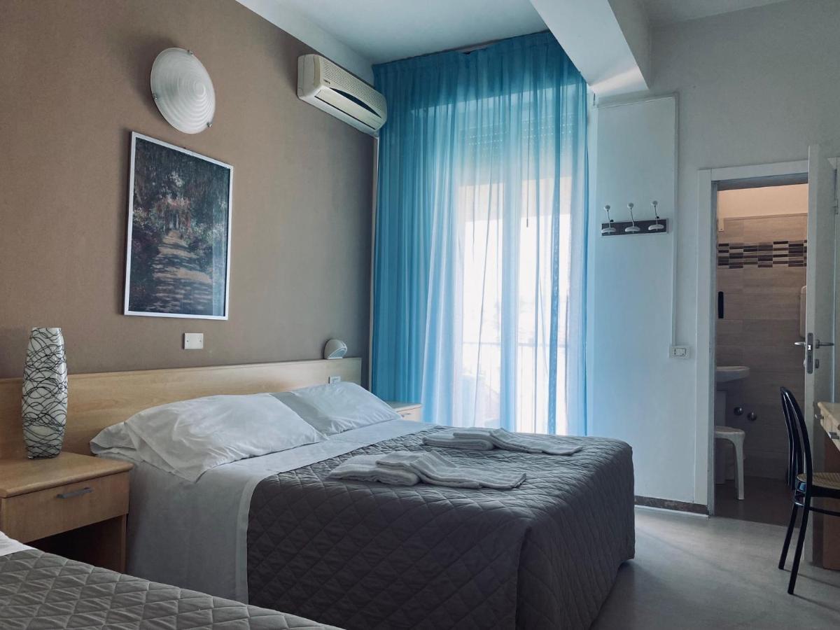 Hotel New Primula ริมินี ภายนอก รูปภาพ