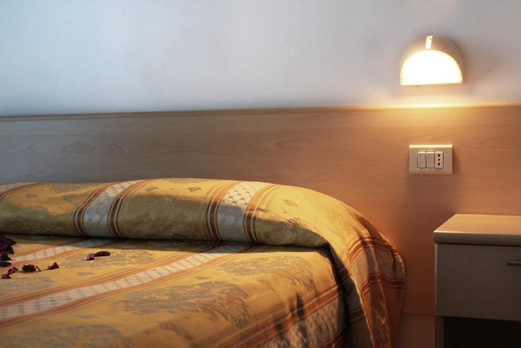 Hotel New Primula ริมินี ภายนอก รูปภาพ